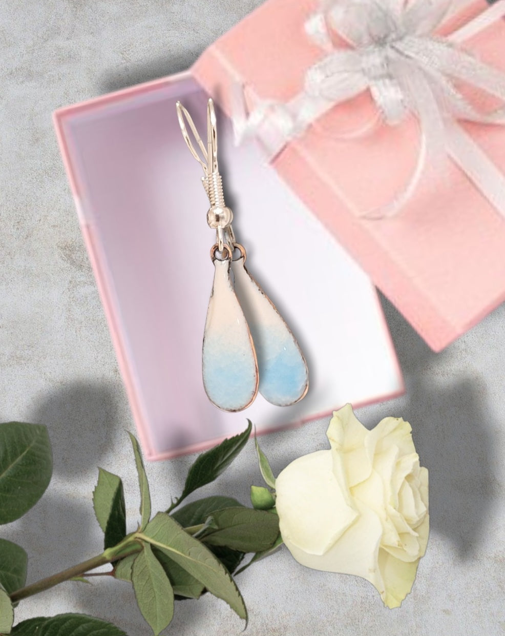 Boucles d'oreilles PETITE BRUME - email opaque sur cuivre