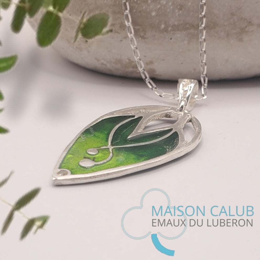 Pendentif Bourgeon Vert – Émail Grand Feu sur Argent Fin - Maison CALUB
