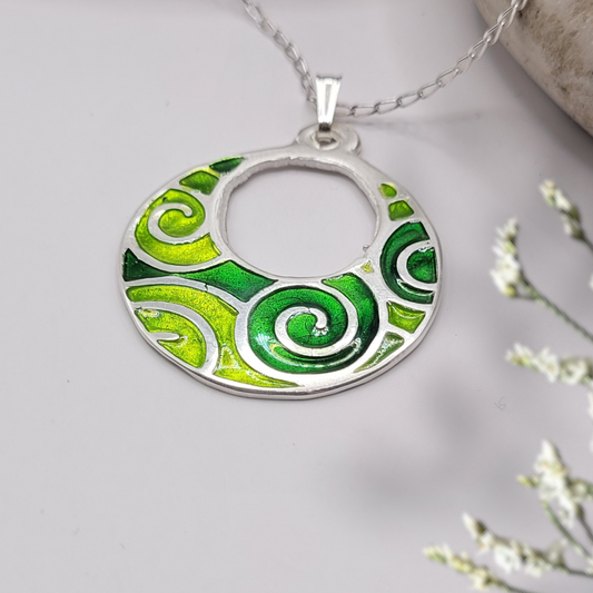Pendentif Spirales Vertes – Émail Grand Feu sur Argent Fin - Maison CALUB