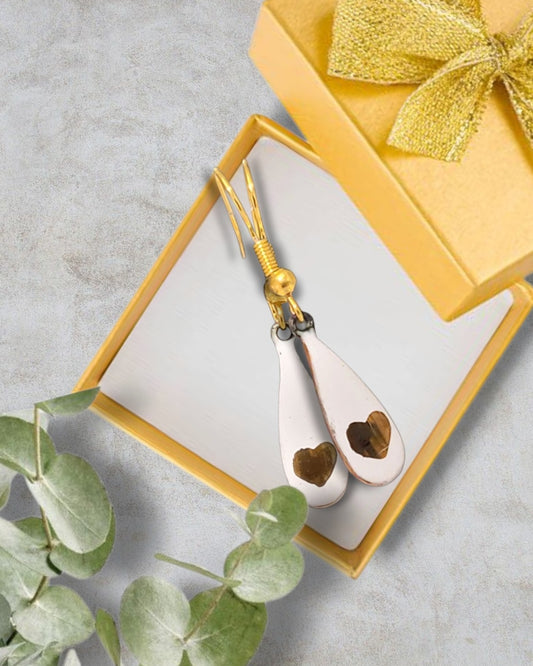 Boucles d'oreilles petit coeur d'or lustre or émail blanc - Maison CALUB