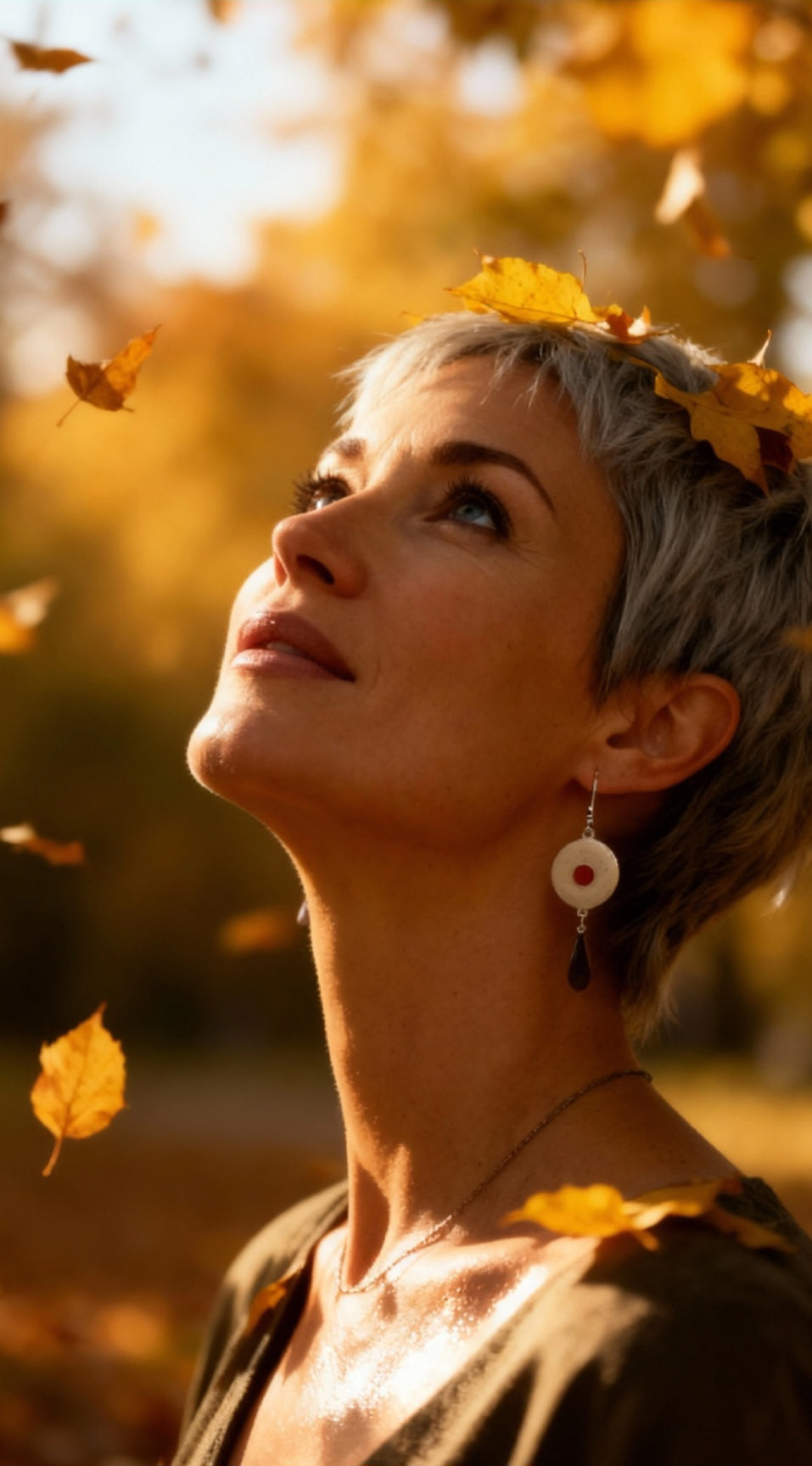 bijou artisanal boucles d'oreilles double rouge vif et rouge profond en email sur cuivre chez maison Calub. bijou intemporel