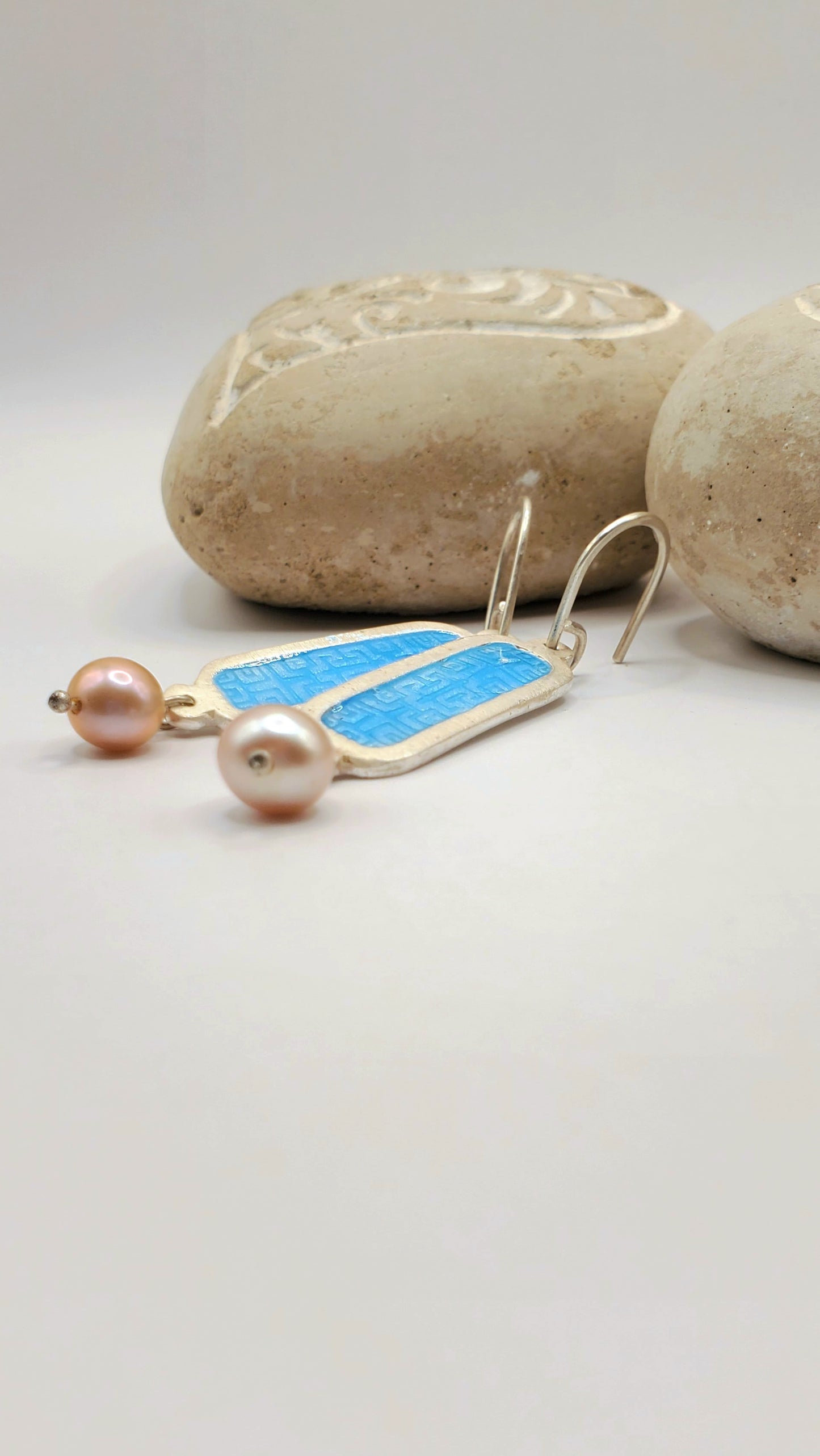 Boucles d'Oreilles Perles Nacrées – Émail Grand Feu sur Argent Fin - Maison CALUB