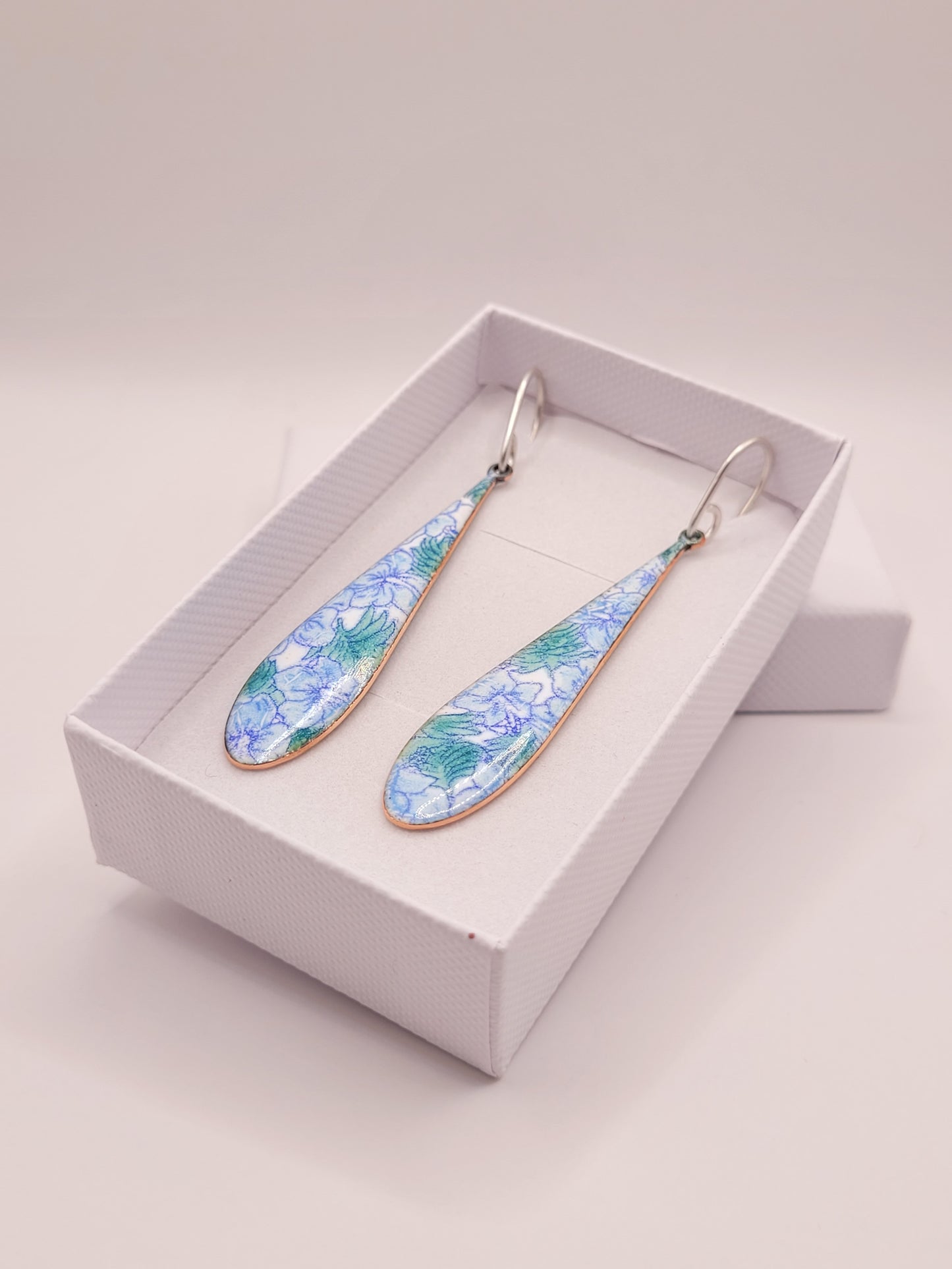 Boucles d'Oreilles Liberty Floral Goutte – Émail sur cuivre Peint