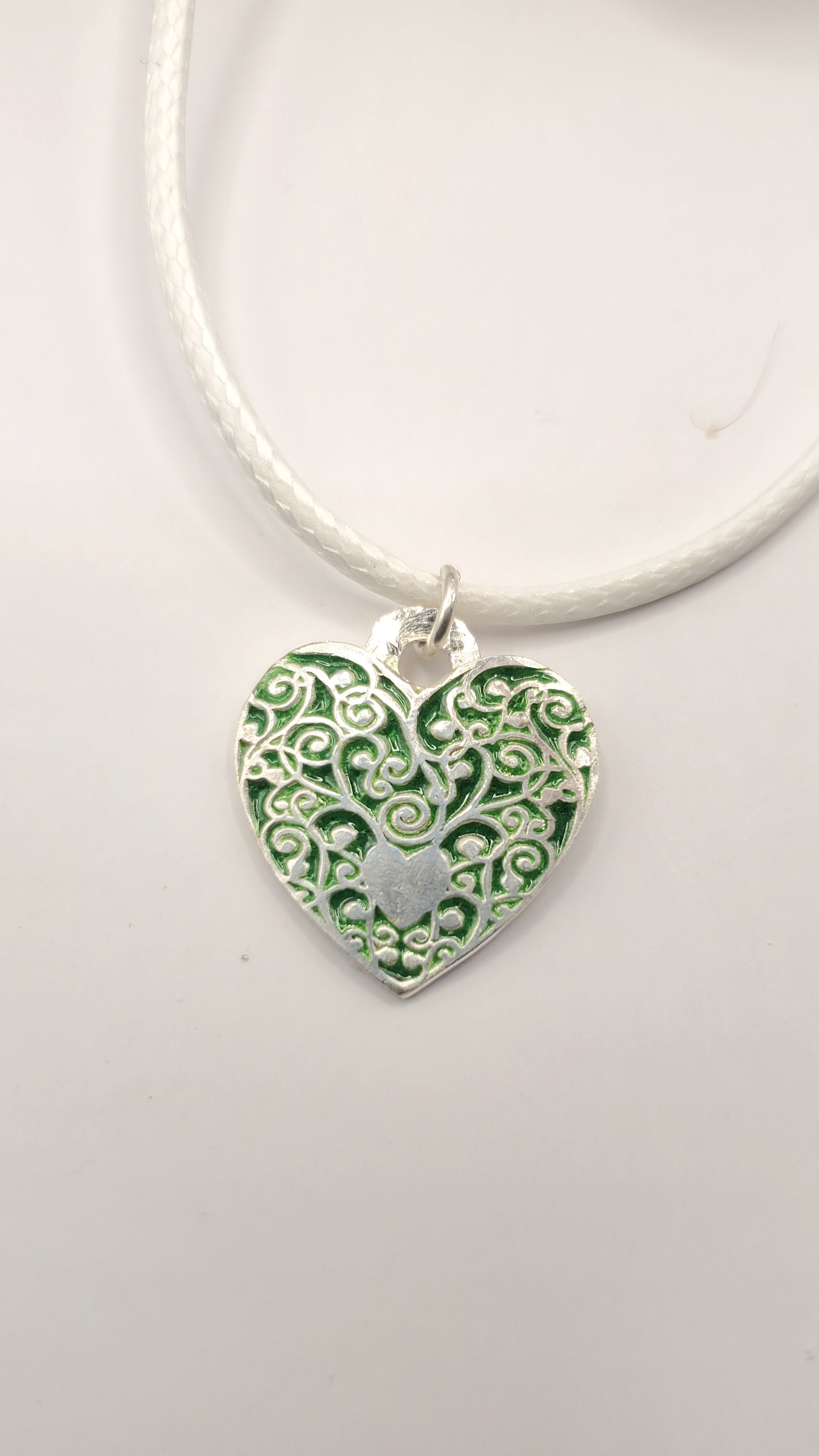 Pendentif Cœur Vert Arabesques – Émail Grand Feu sur Argent Fin - Maison CALUB