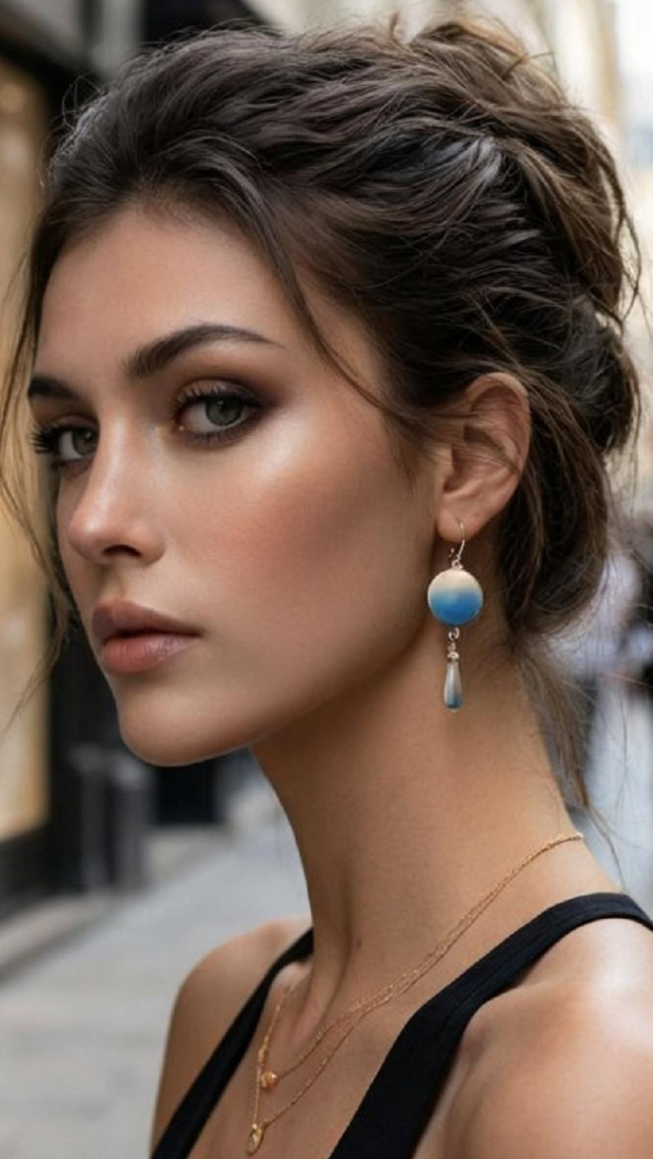 Boucles d'Oreilles Émail sur Cuivre – Disque Bleu Ciel & Goutte Agathe